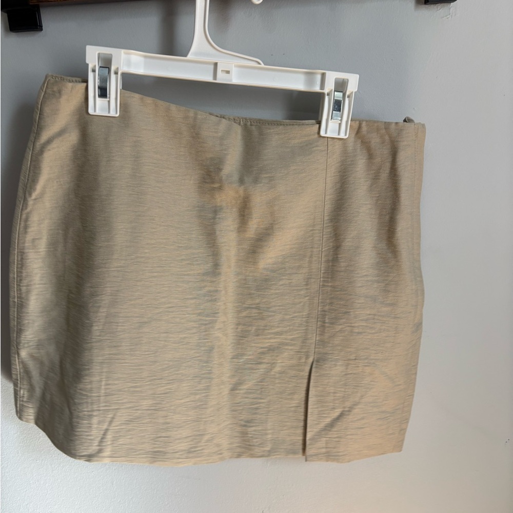 H&M Beige Mini Skirt
